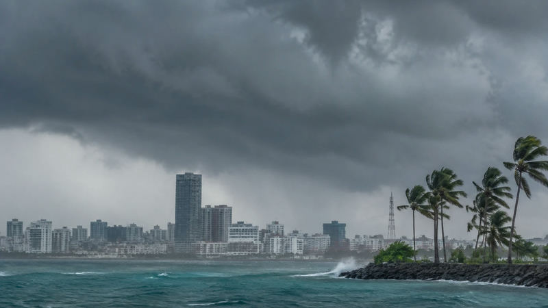 Heavy rain and thunderstorms affect the area from Kaafu Atoll, including Malé, to Thaa Atoll.