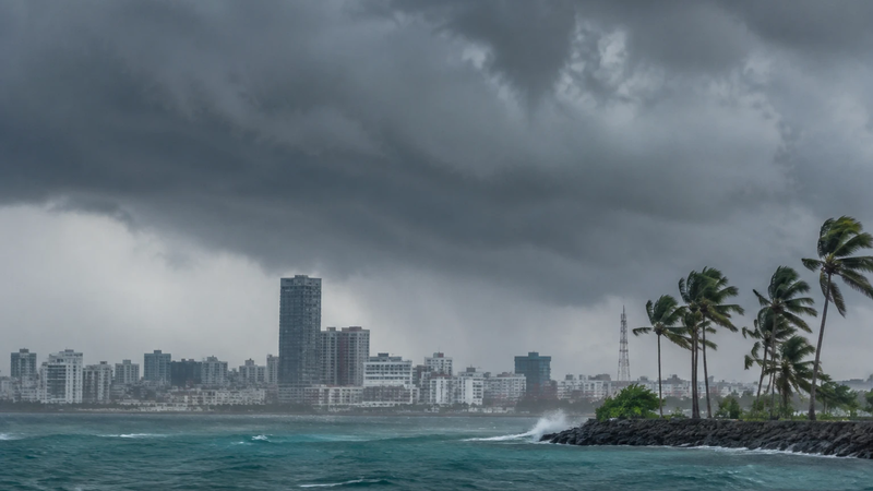 Heavy rain and thunderstorms affect the area from Kaafu Atoll, including Malé, to Thaa Atoll.